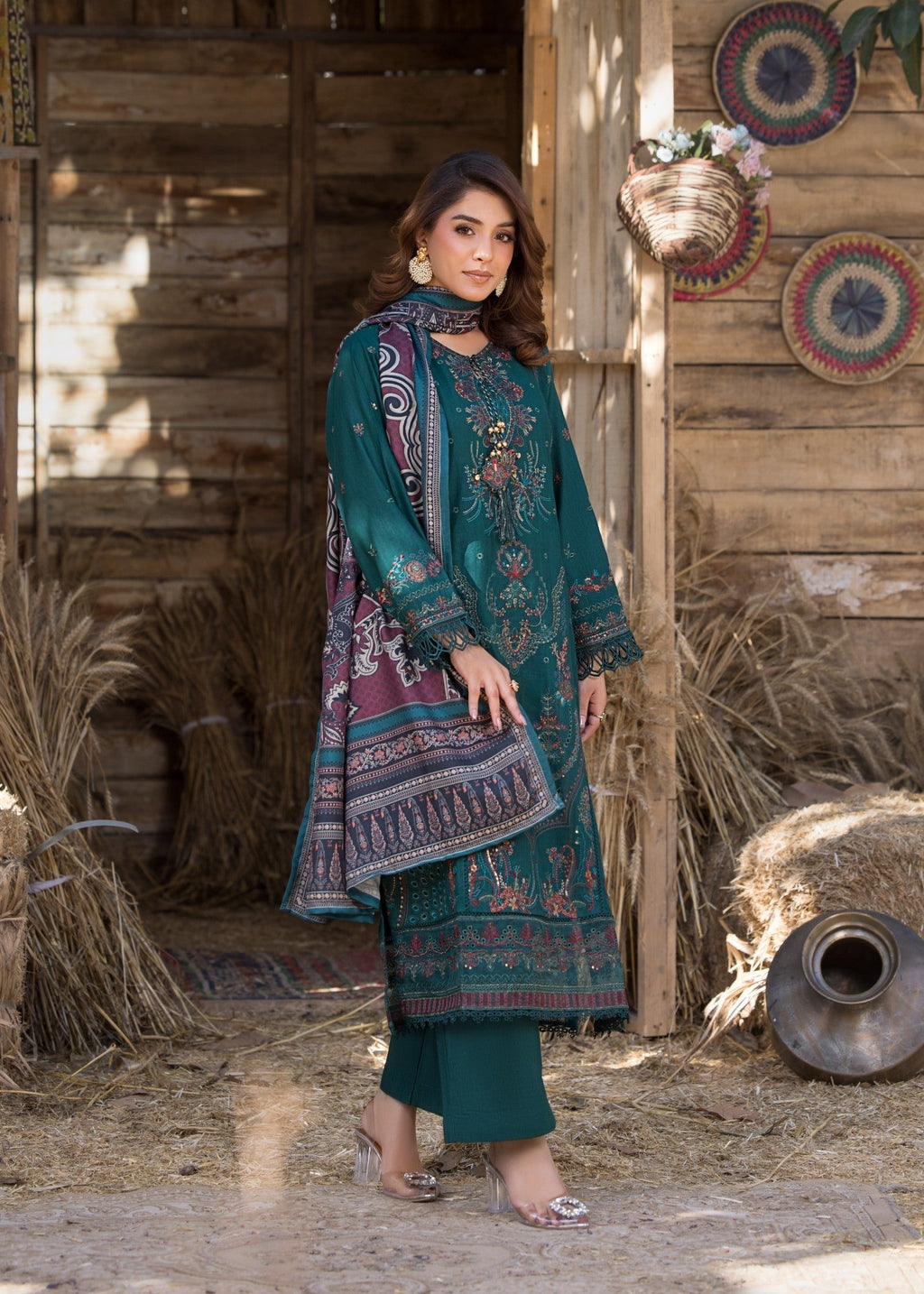 Bin Tayyab Khaddar (BT 109) stitched Suit Women 3pcs