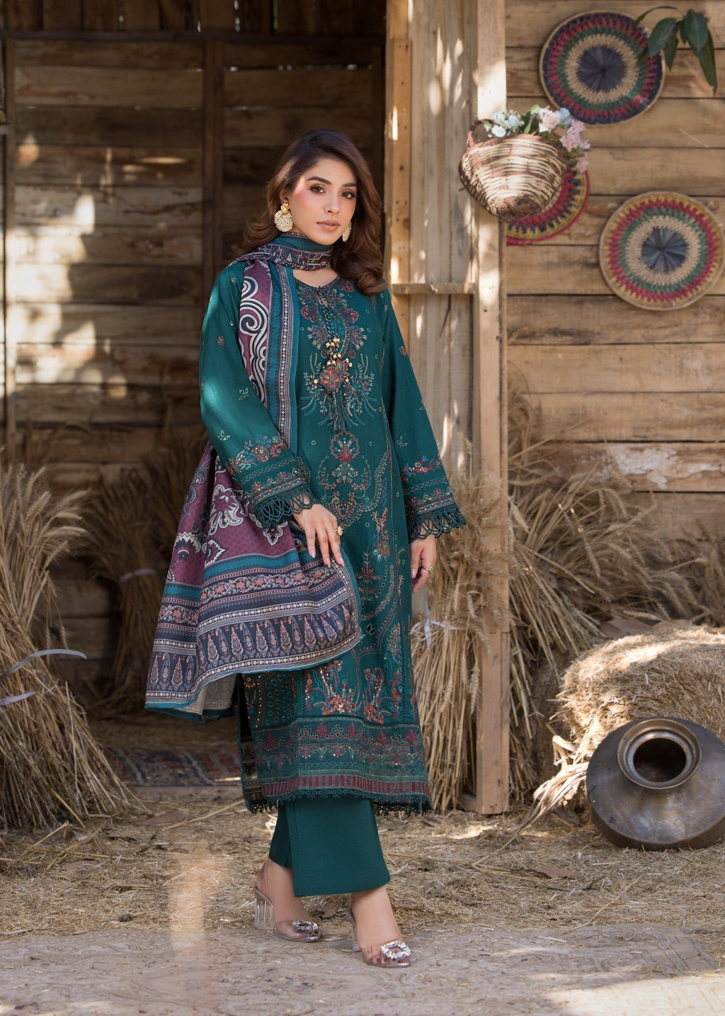 Bin Tayyab Khaddar (BT 109) stitched Suit Women 3pcs