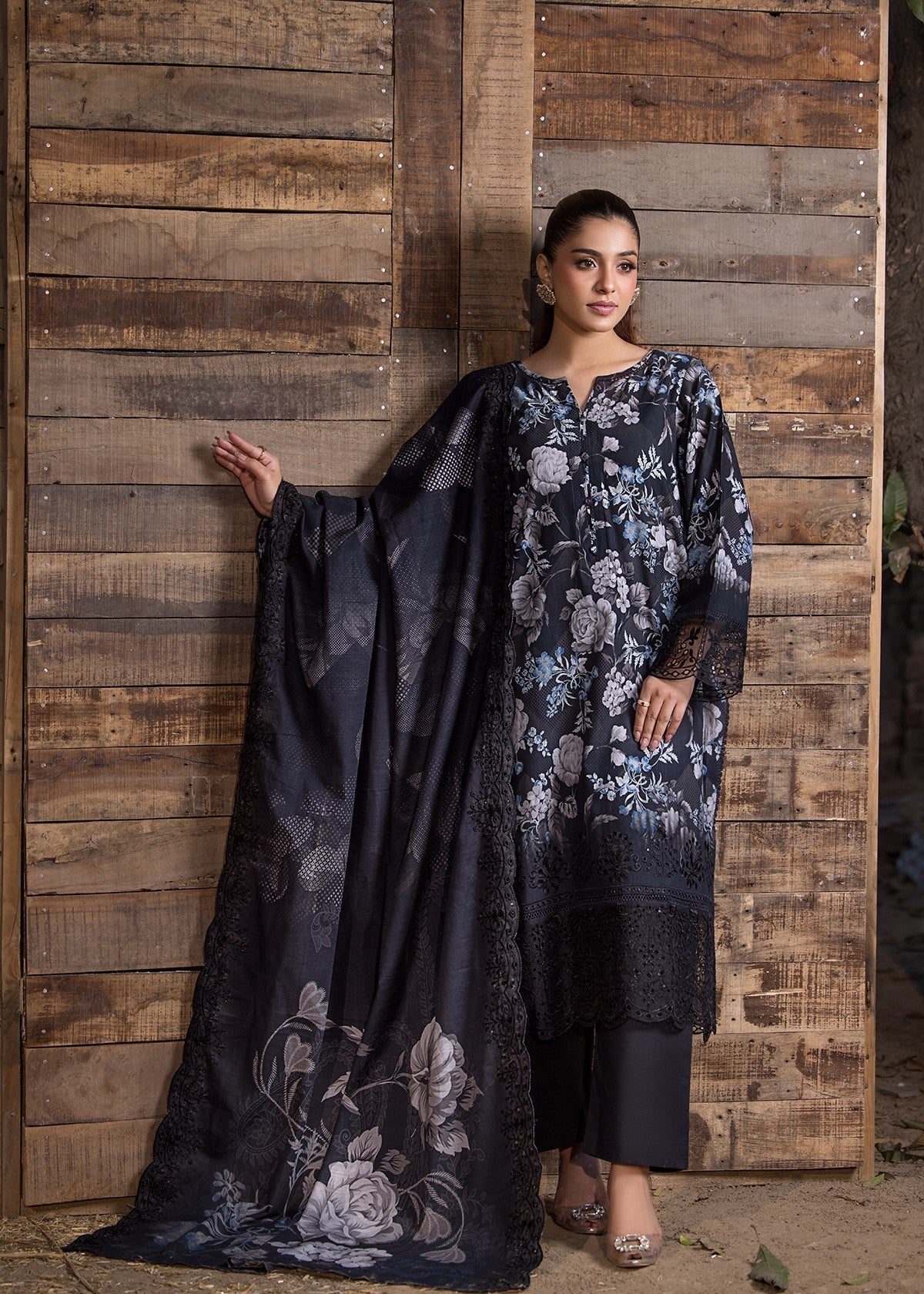 Bin Tayyab Khaddar (BT 126) Stitch Suit Women 3pcs