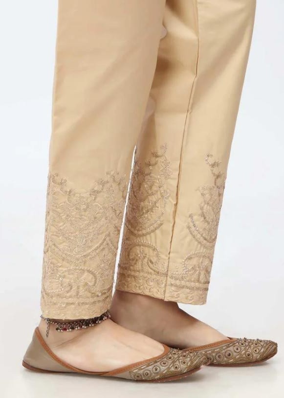 Rangeenz Embroidered Capri Trouser S MIDZ Women 1pcs