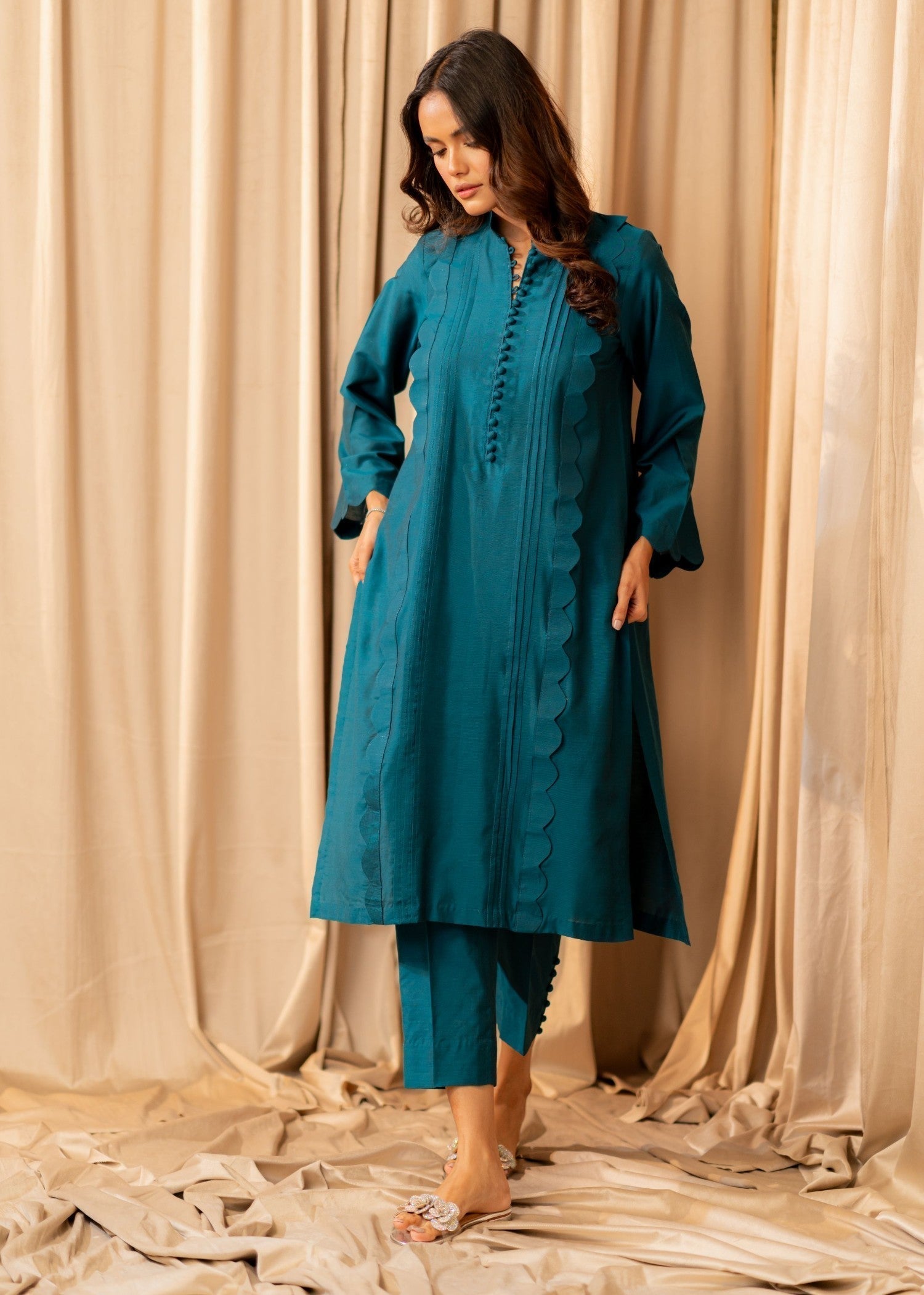 Iqra Khalid Studio Raven Set Women 2pcs