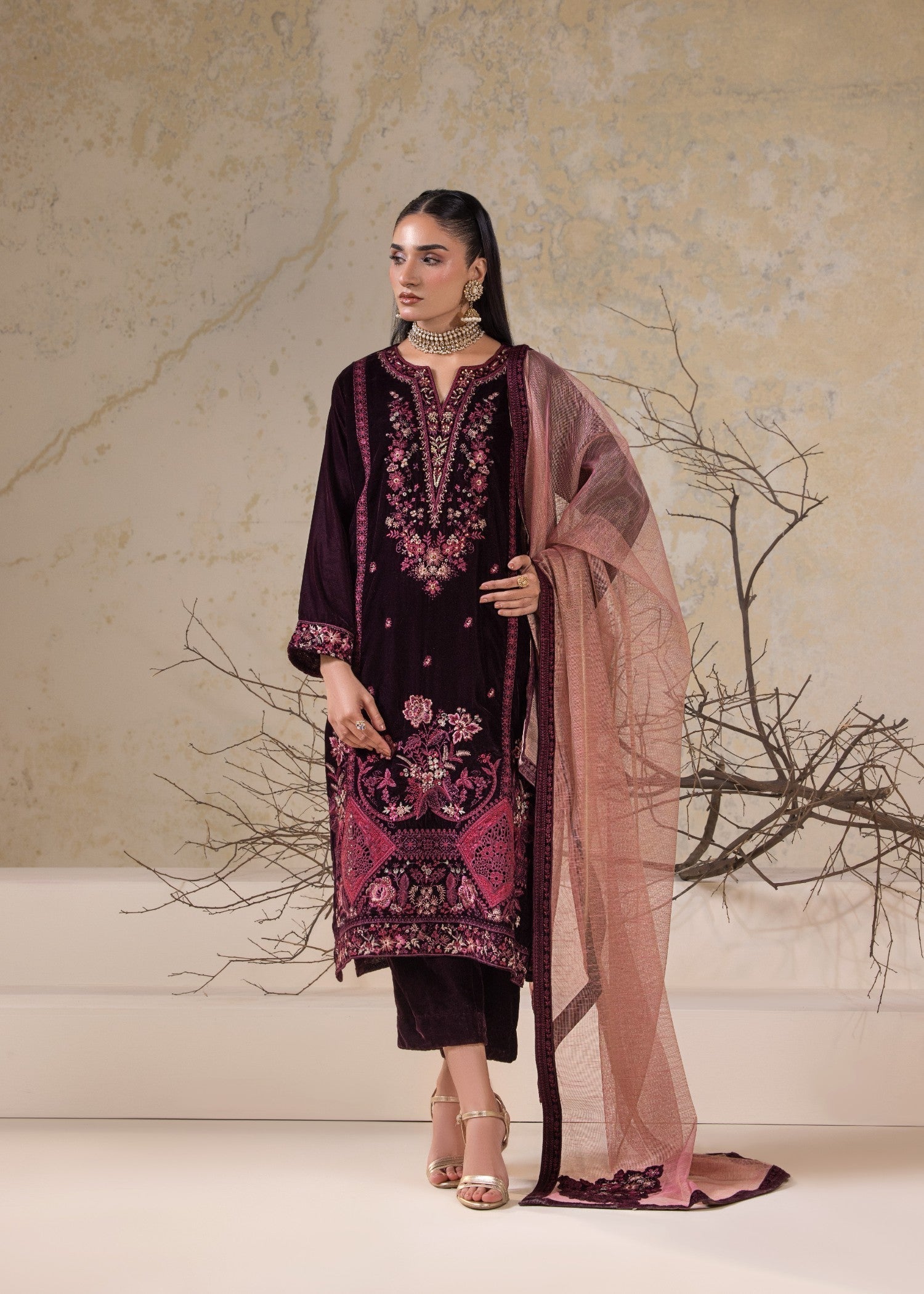 Bin Tayyab Embroidered Velvet BT 3975 Women 3pcs