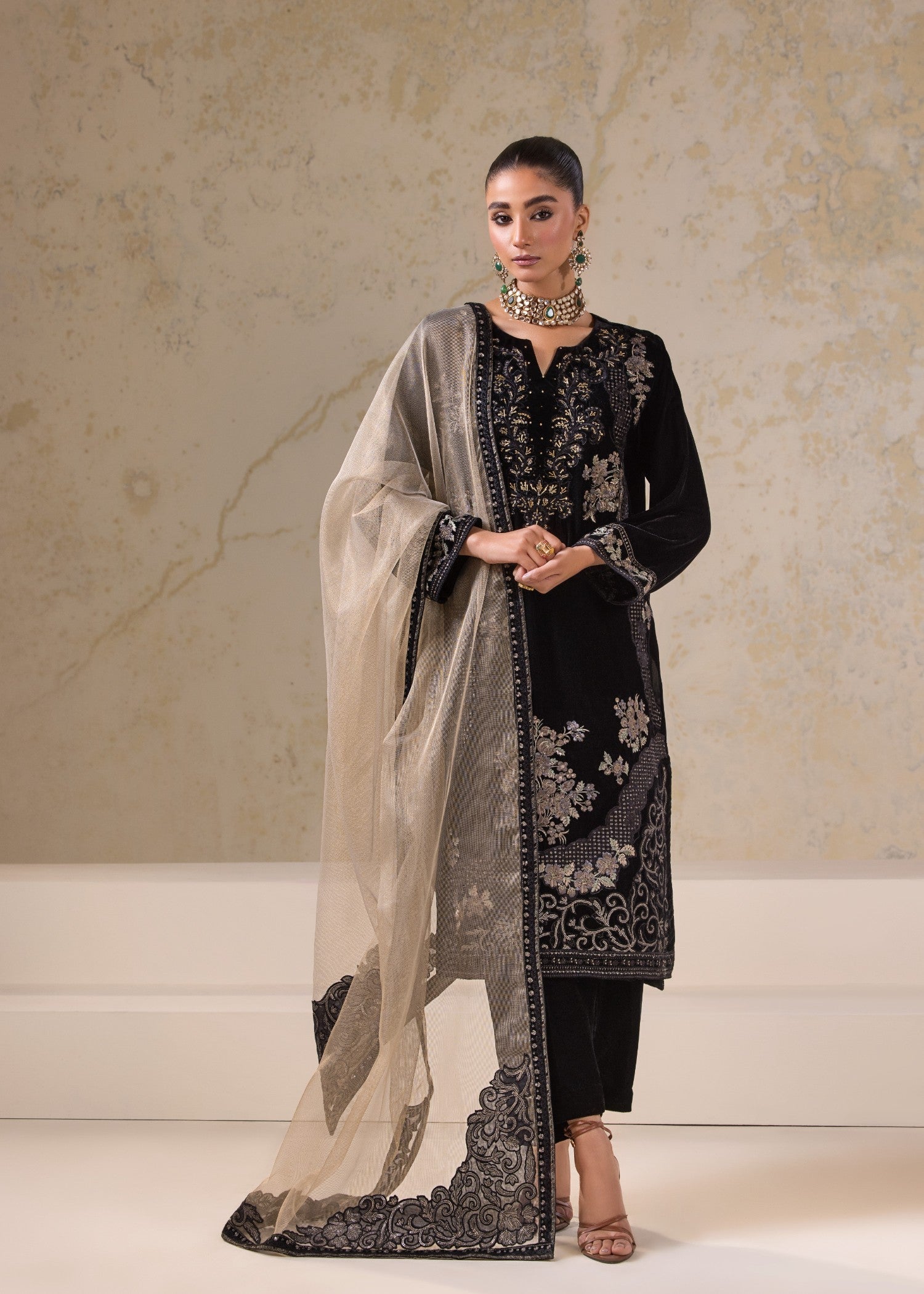 Bin Tayyab Embroidered Velvet BT 3971 Black Women 3pcs