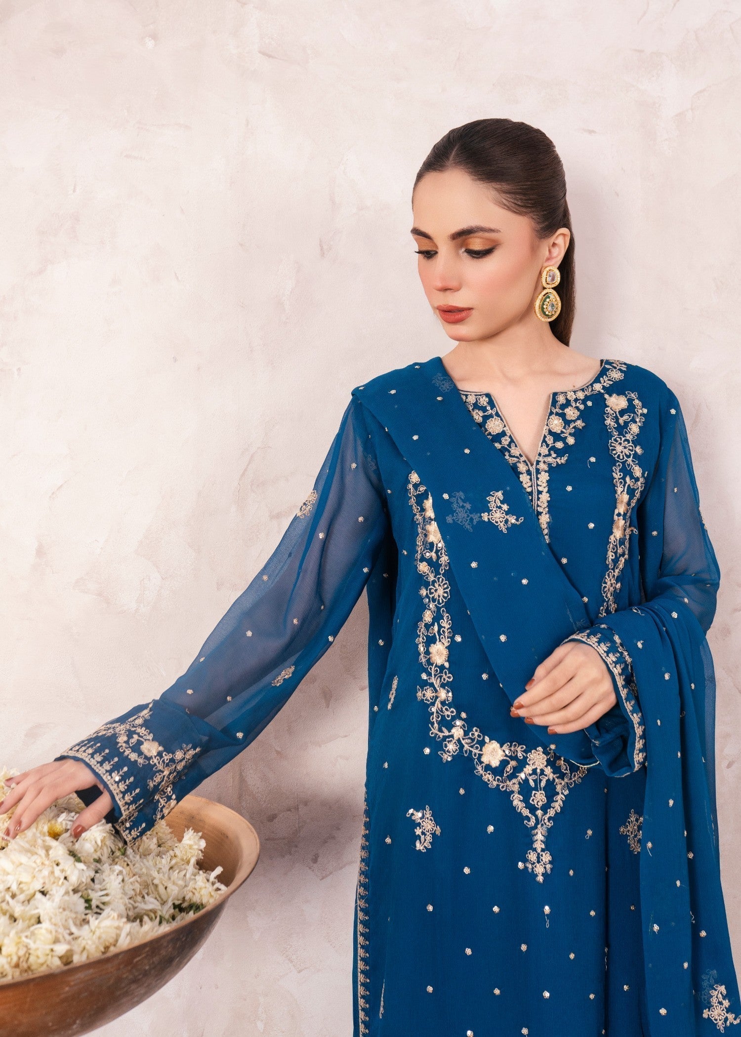 Agha Jaan Gulpari Women 3pcs