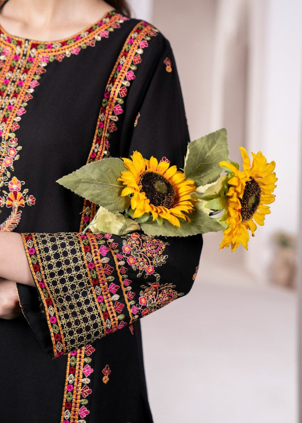 Sahibas By Mirza Dilruba Black Women 2pcs