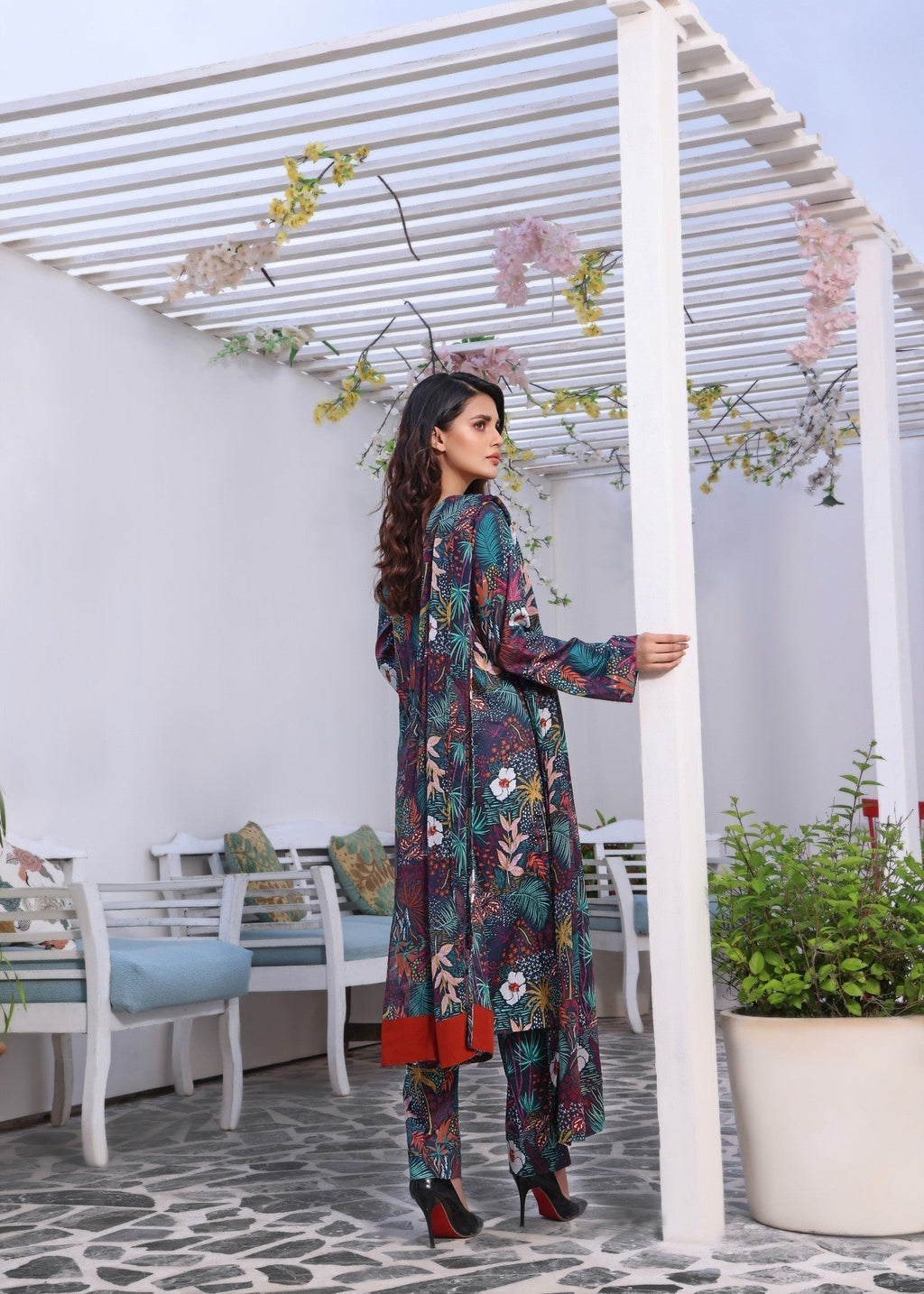 Feathers NOVA Women 3pcs