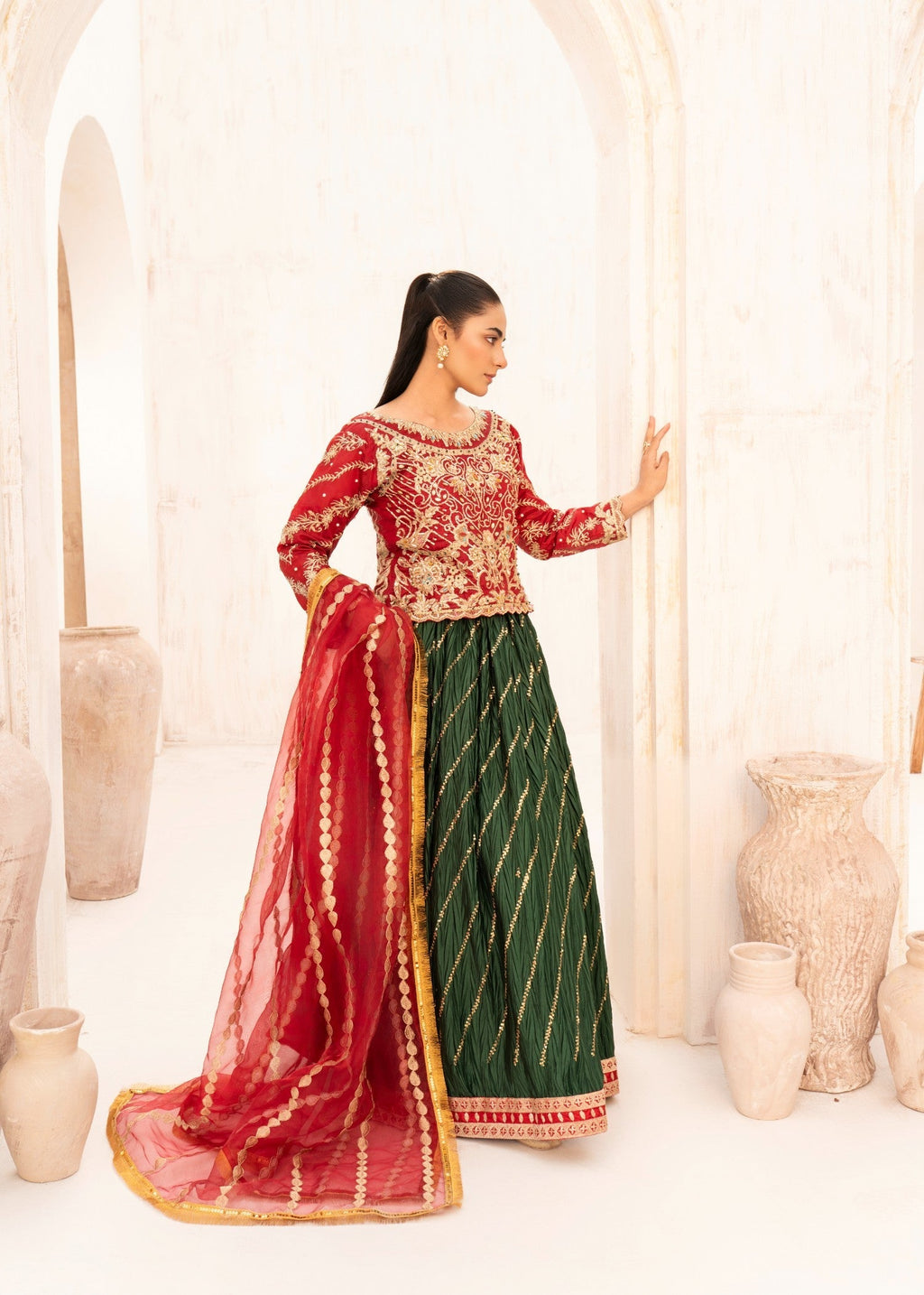 Sussy Asian Wear Crush Red & Bottle Green Women 3pcs