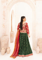 Sussy Asian Wear Crush Red & Bottle Green Women 3pcs