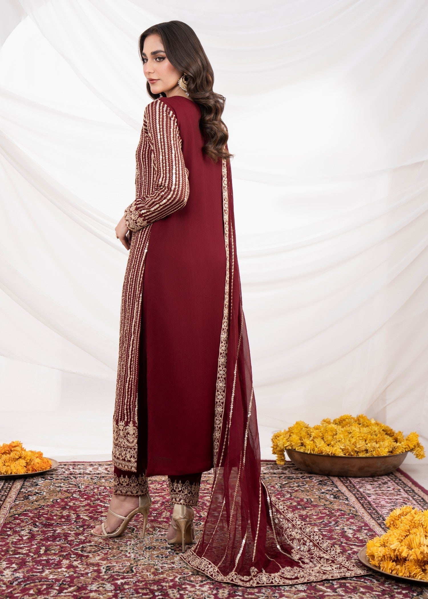 Agha Jaan Mahvish Women 3pcs