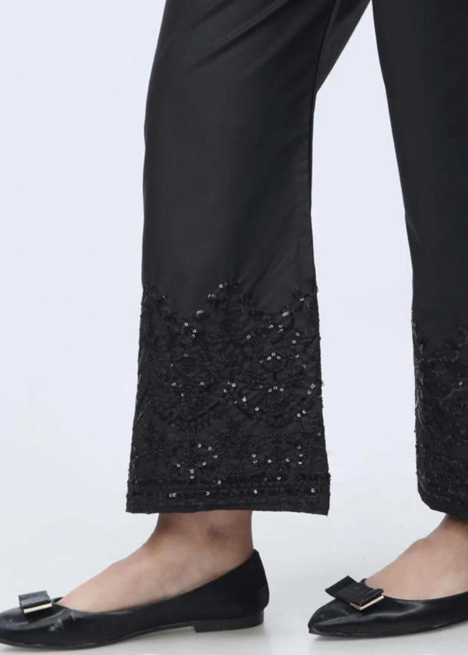 Rangeenz EMBROIEDERD BELL TROUSER MIIB BLACK Women 1pcs