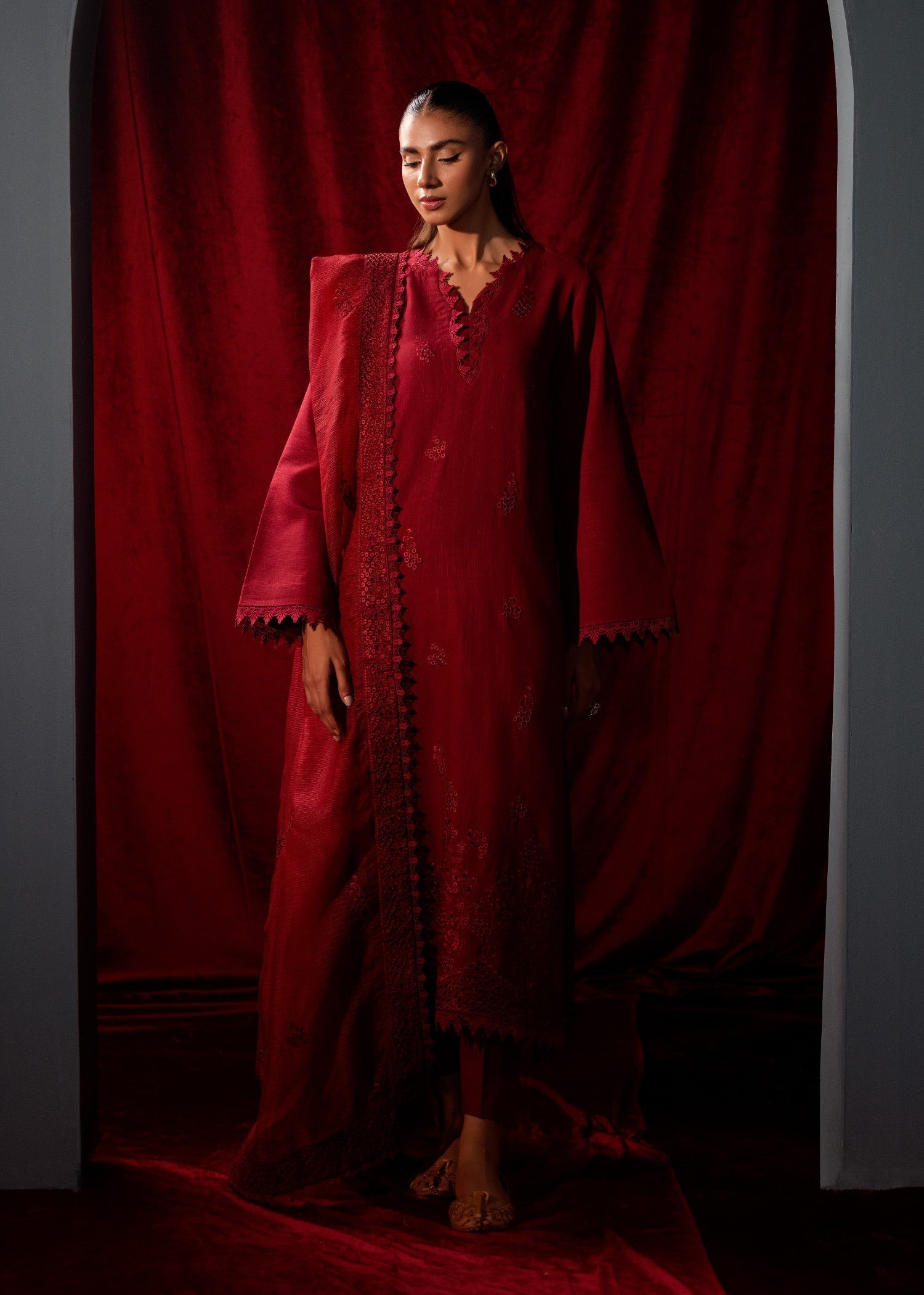 Saffron RUBY FABLE Women 3pcs