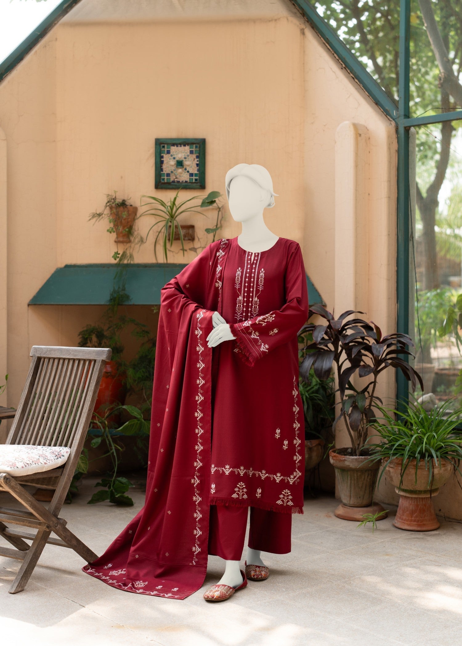 Zaira and Mahnoor Kanwal Red Women 3pcs