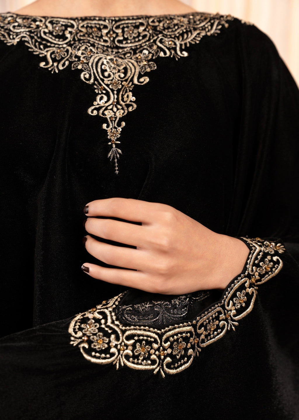 Stitch Vibes Aylin Whisper Shawl Shirt Women 1pcs