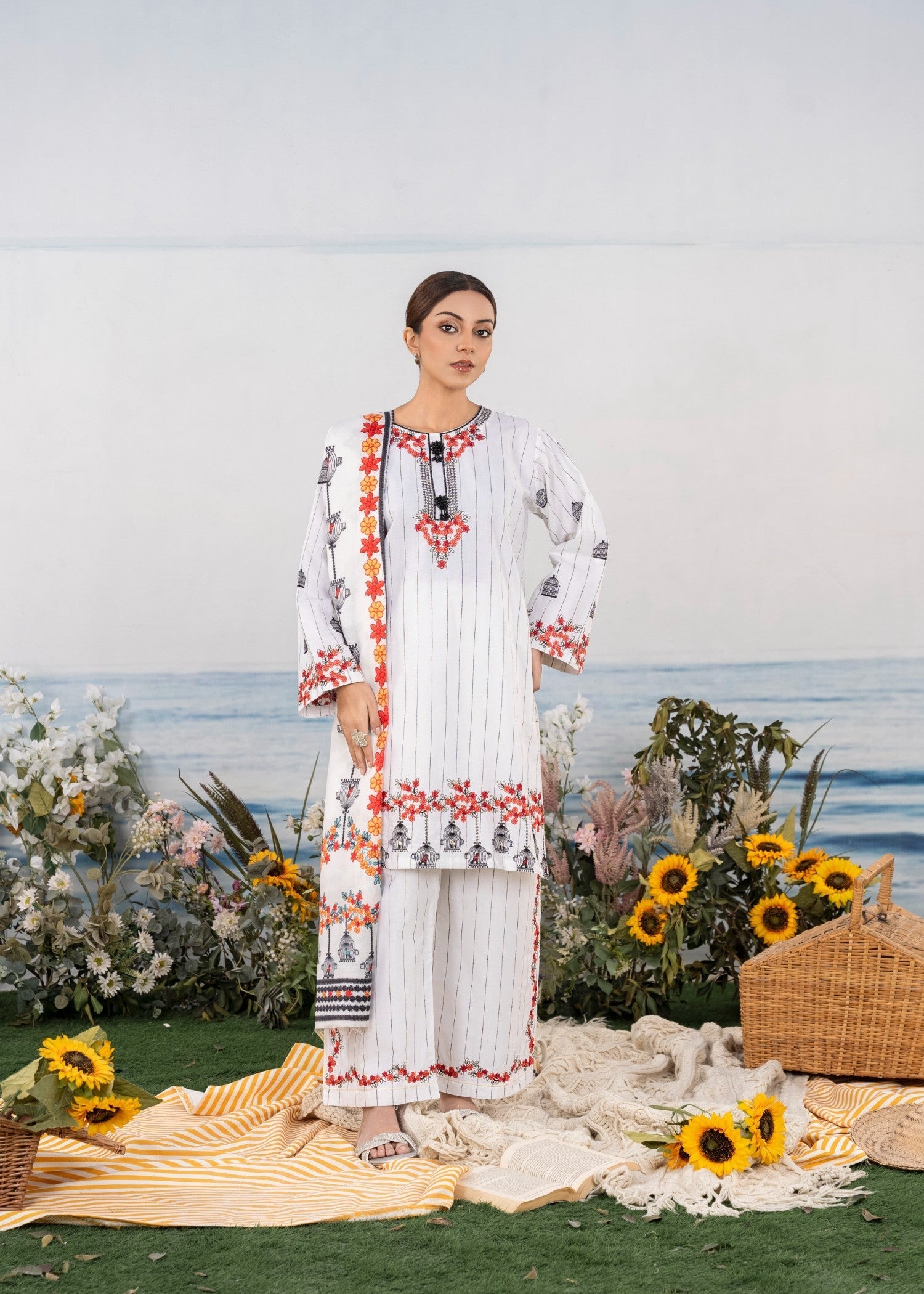 Fatima Noor’s Bi 002 1 Women 3pcs