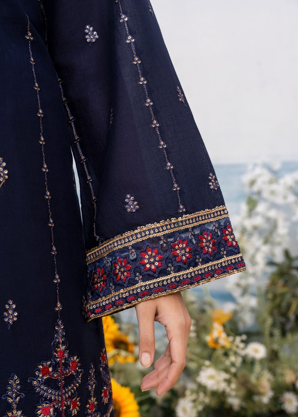 Fatima Noor’s Psd 12 2 Women 3pcs