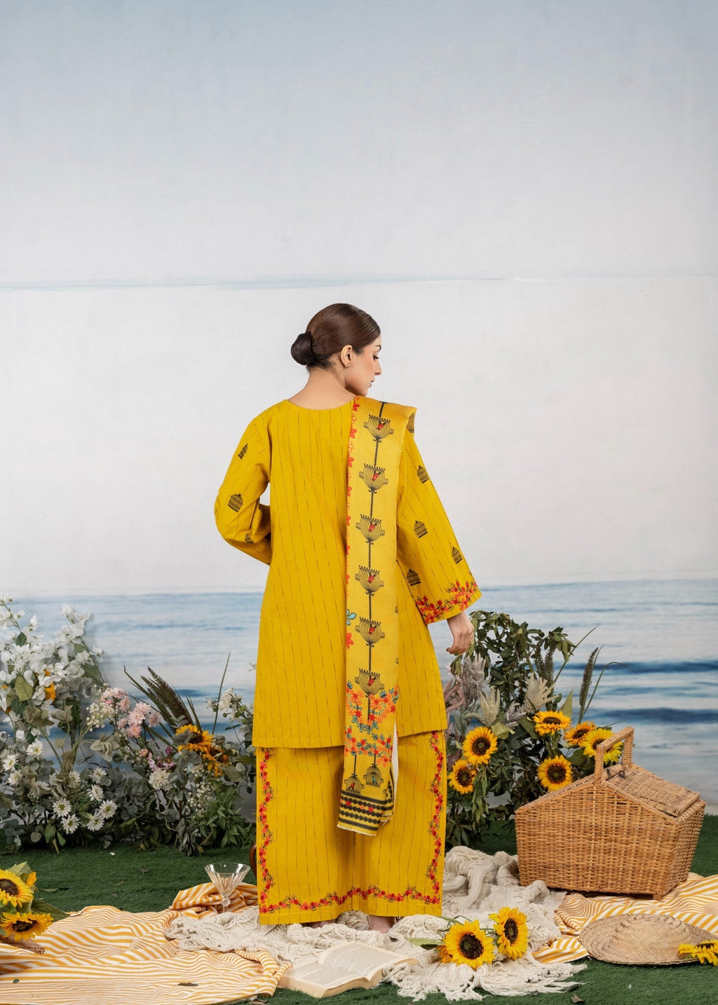 Fatima Noor’S Collections Bi 002 2 Women 3pcs