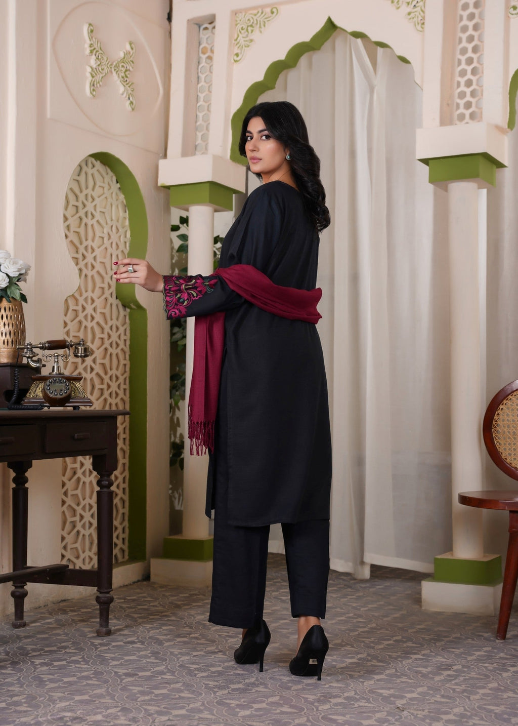 Deysia Khaddar Black Women 2pcs