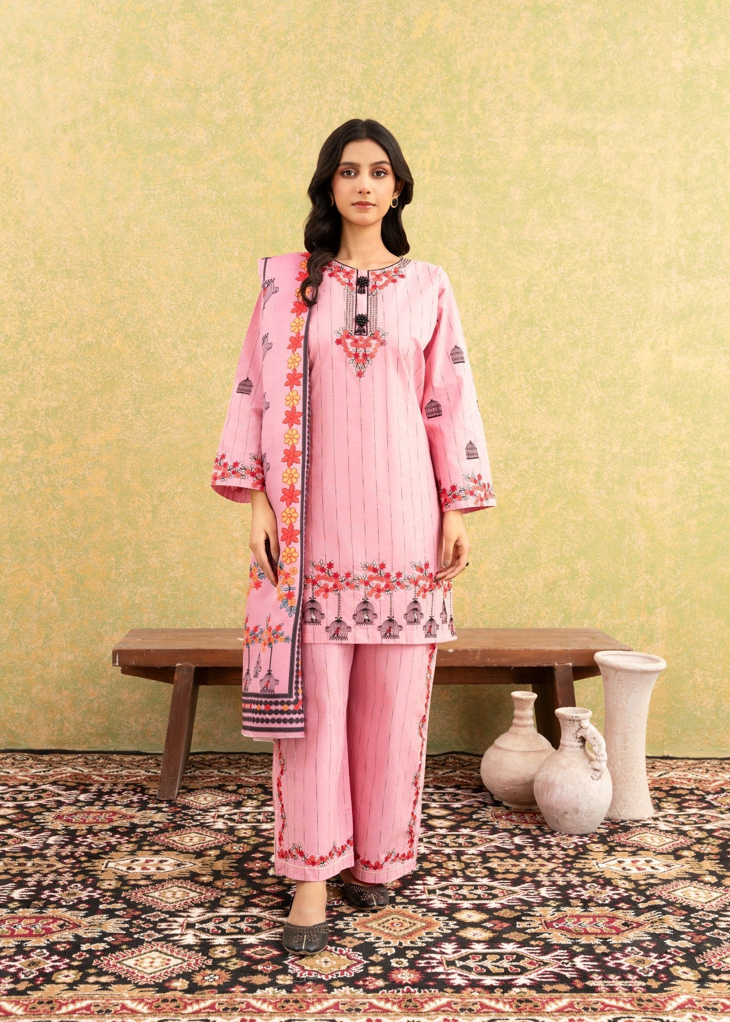Fatima Noor’s Bi 002 3 Women 3pcs