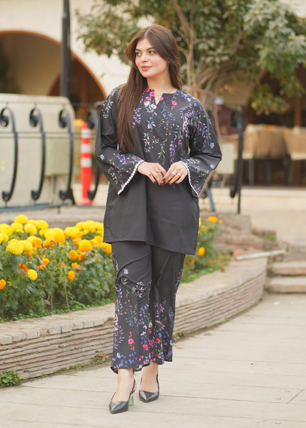 Dhaga Jugnu Women 2pcs