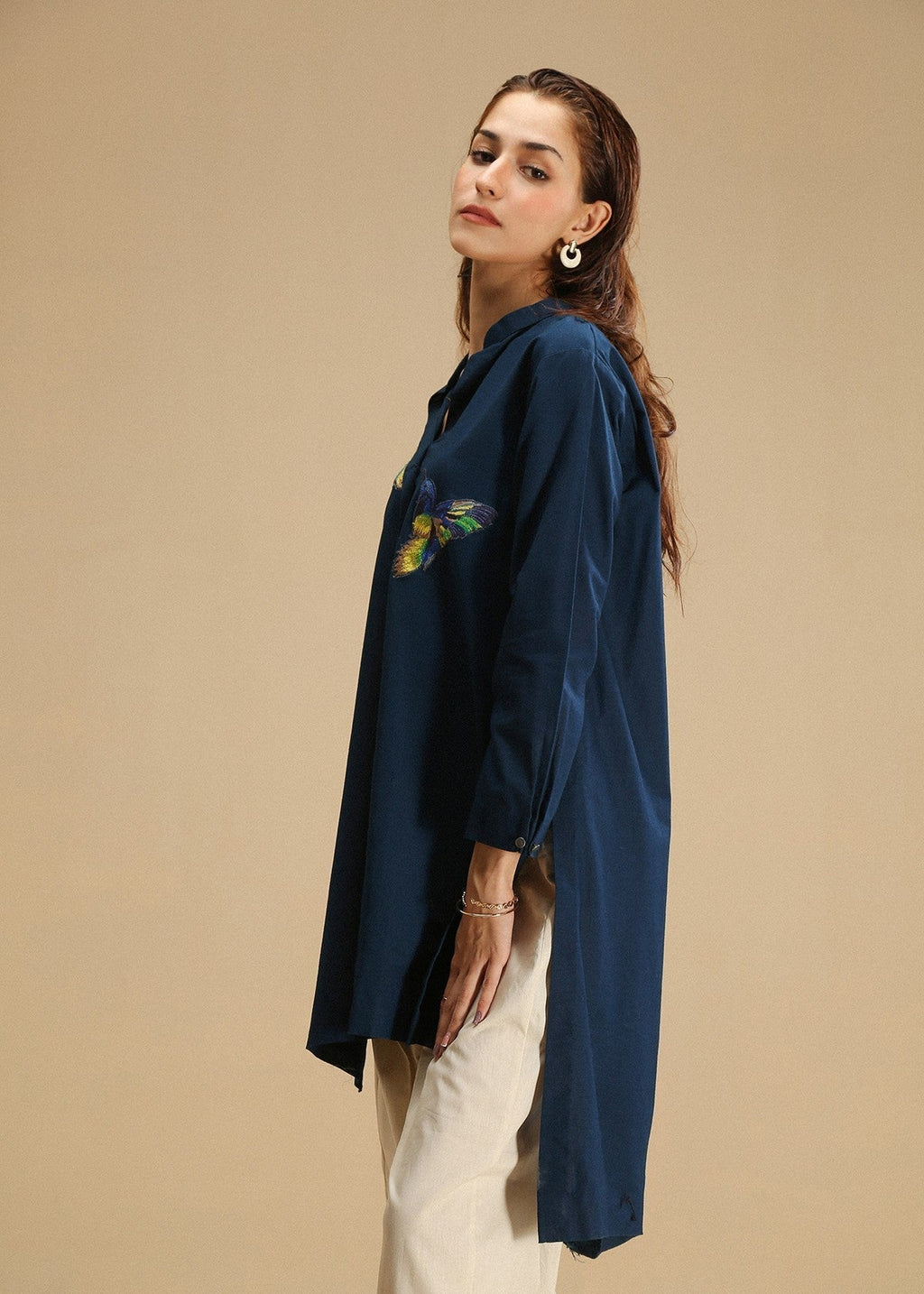 Aster Embroidery Bird Shirt Women 1pcs