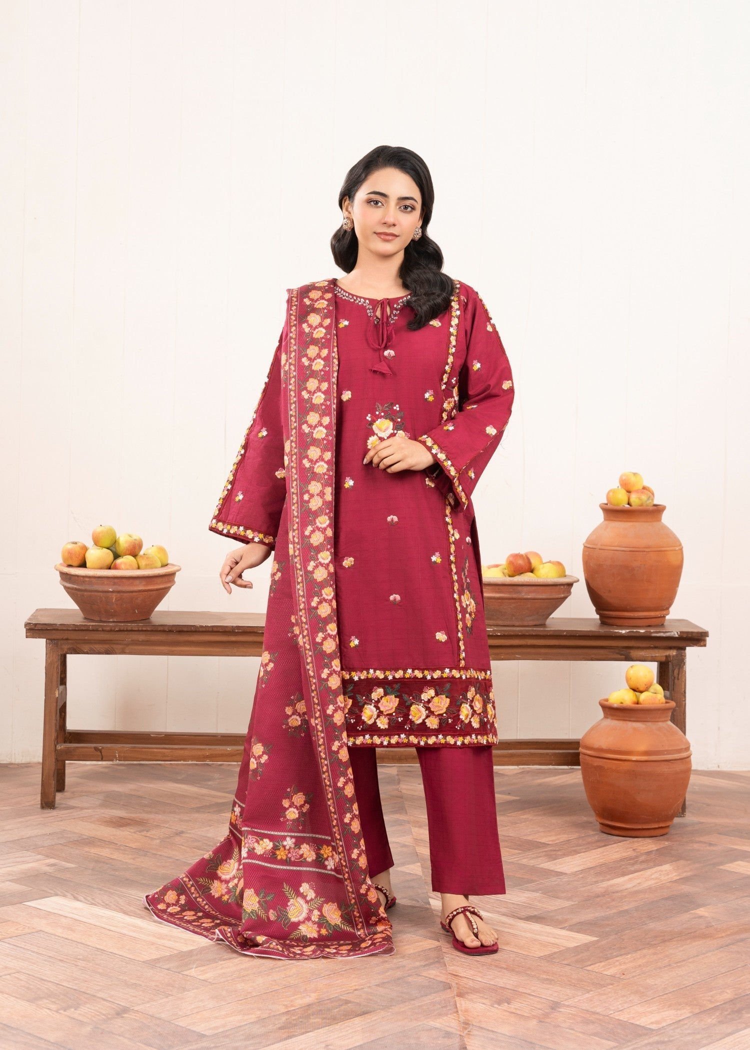 Fatima Noor’s Bi 001 5 Women 3pcs
