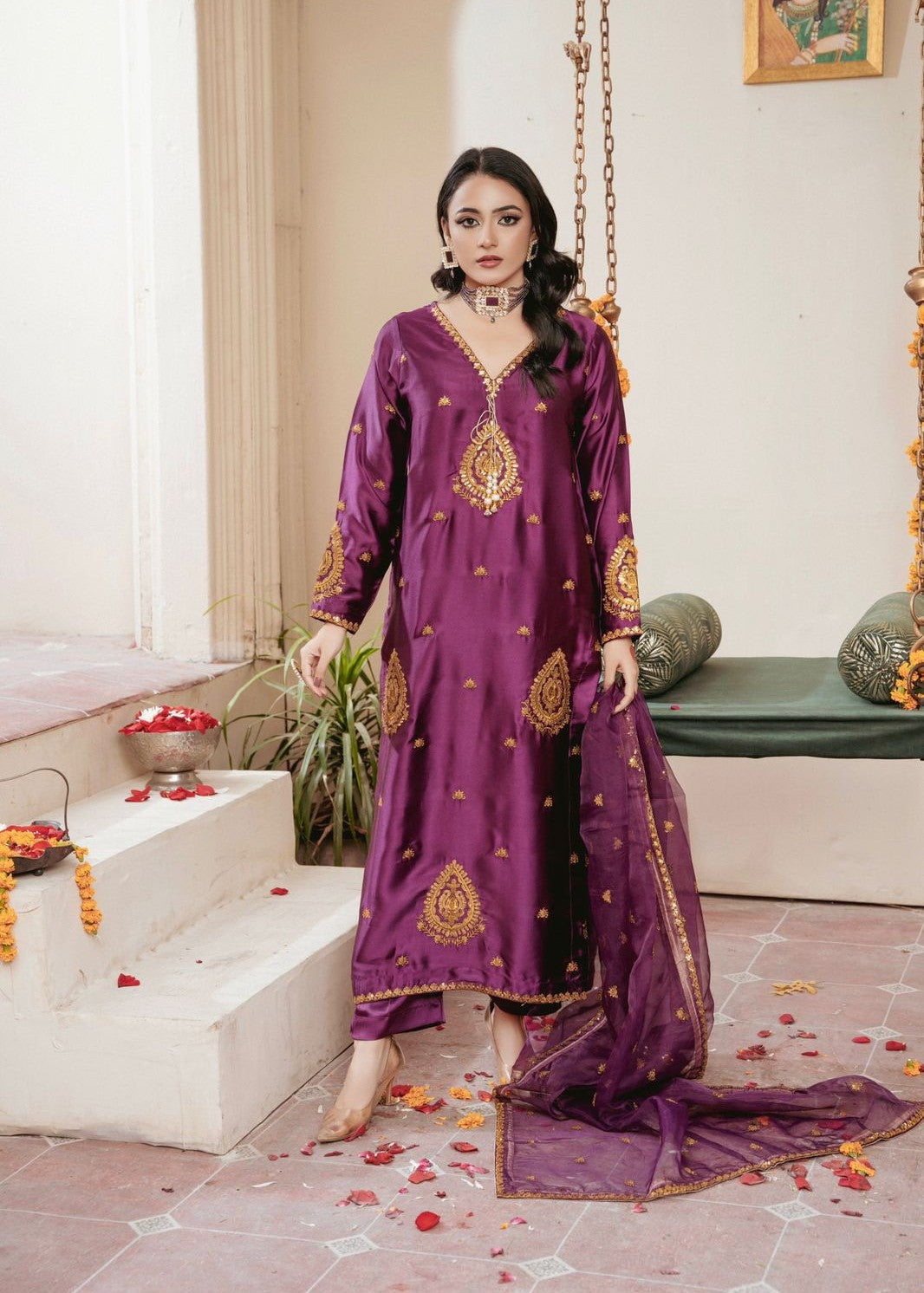 Akhrot Clothing Resham Raag Women 3pcs