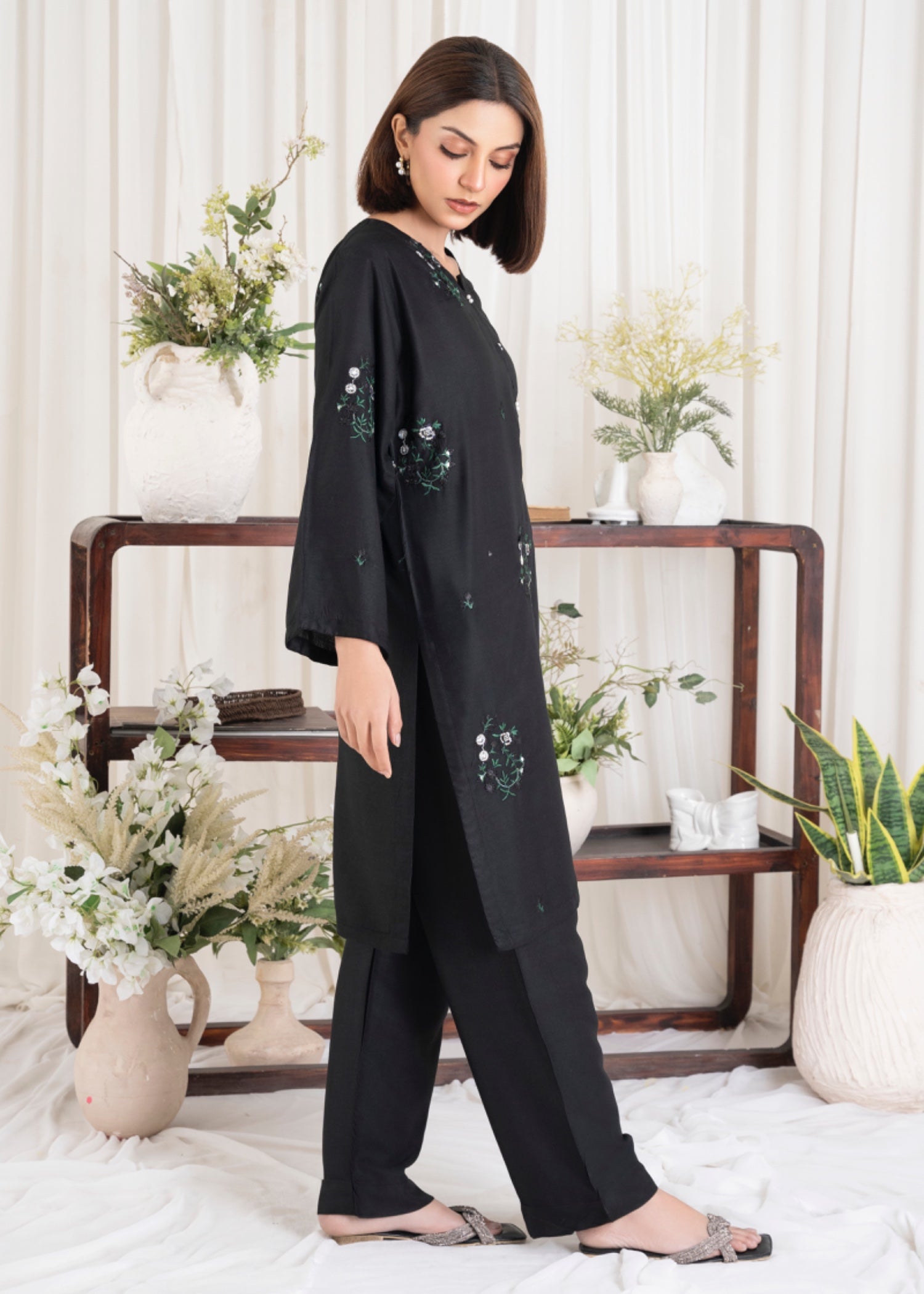 Chaudhary Arts Tulip Embroidered black Women 2pcs