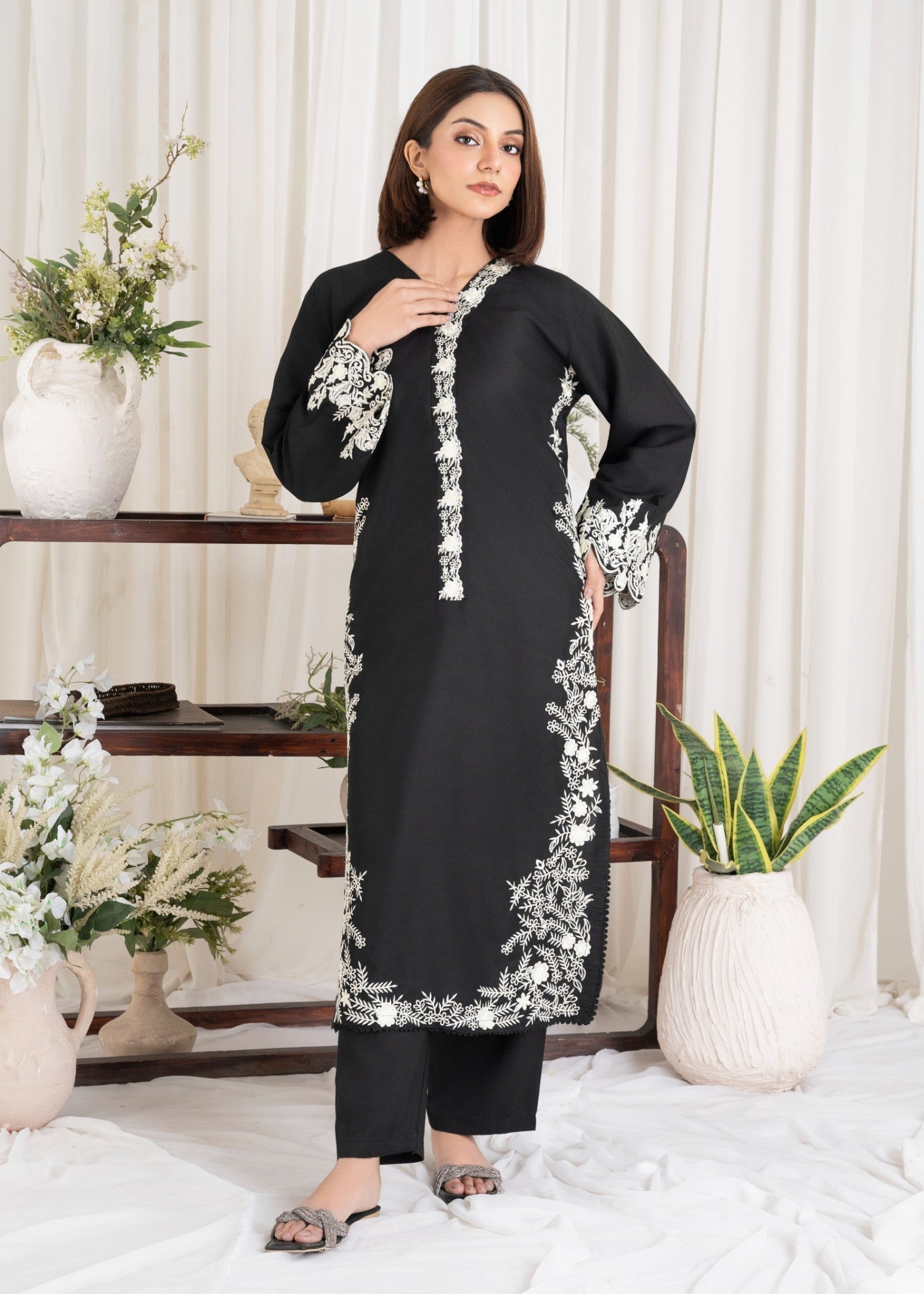 Chaudhary Arts Black Eyed Embroidered Women 2pcs