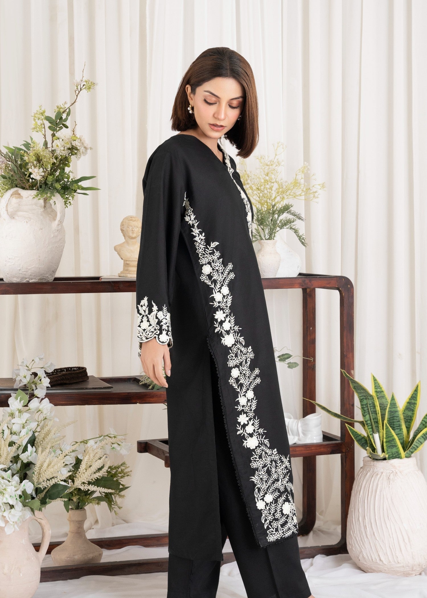 Chaudhary Arts Black Eyed Embroidered Women 2pcs
