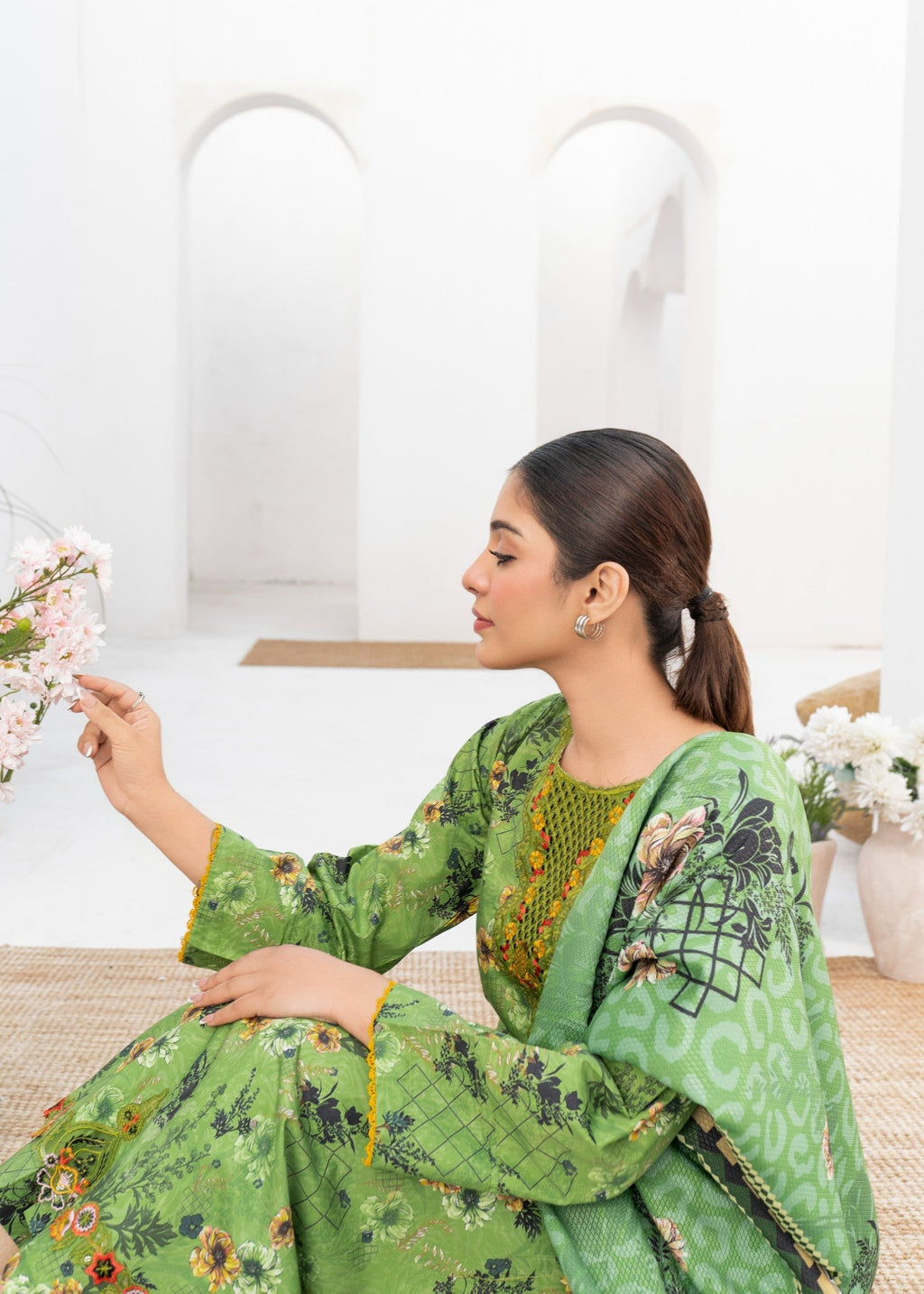 Dada Potta Stitched Green Cambric Cotton Women 3pcs