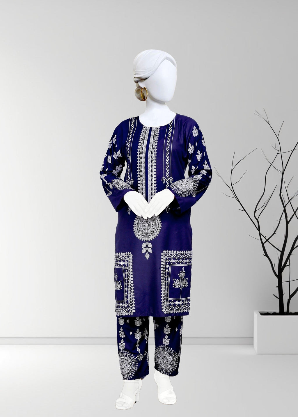 Hamna Kalim Ravish Two Piece: Comfort and Style Combined Women 2pcs