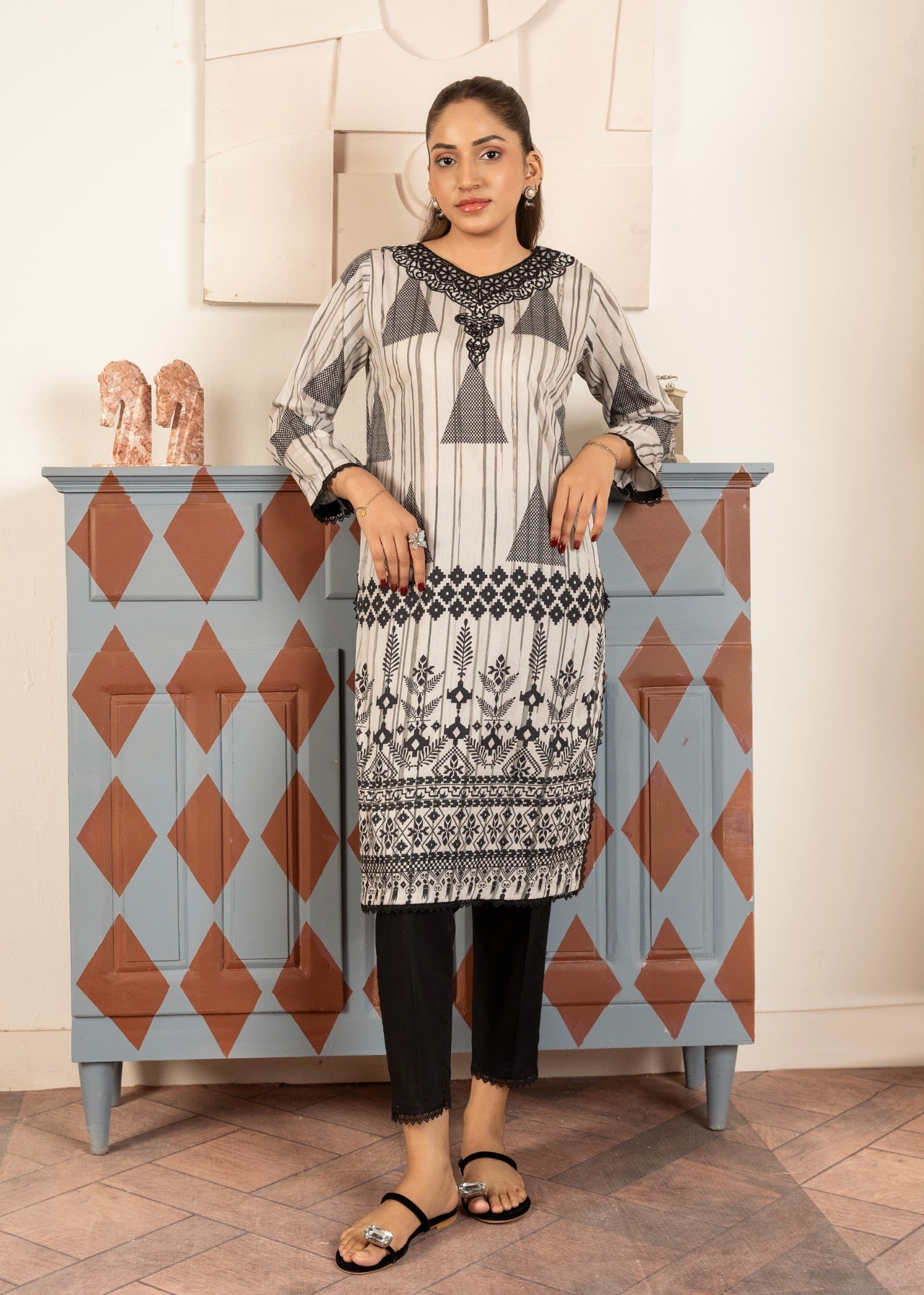 Hoorwani Naomi Women 2pcs