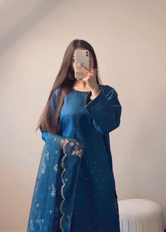 Suits By Sadia Kattan silk areeby zinc Women 3pcs