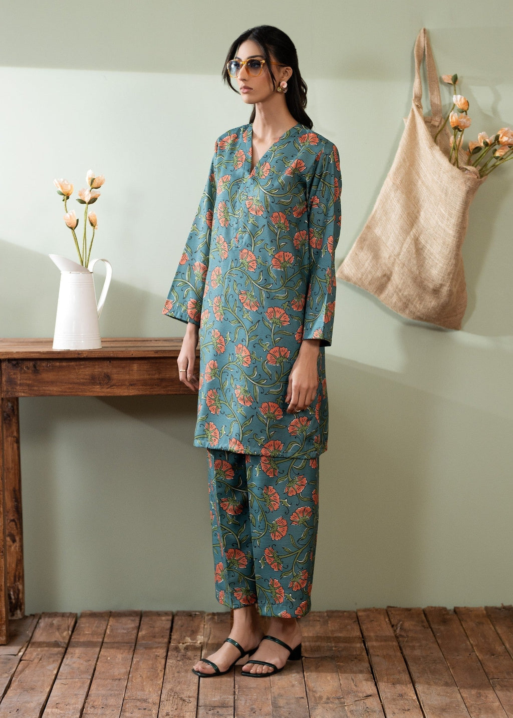 Mannat Meadow Women 2pcs