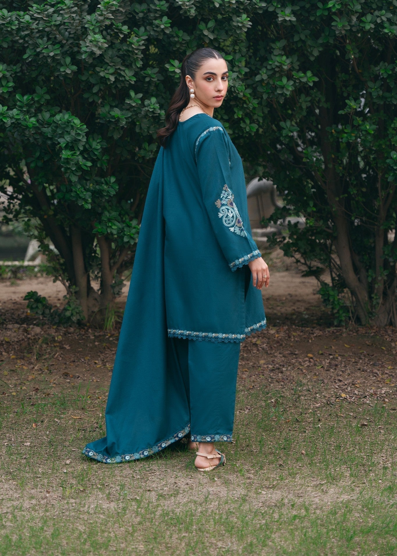 Mannat Aabroo Women 3pcs