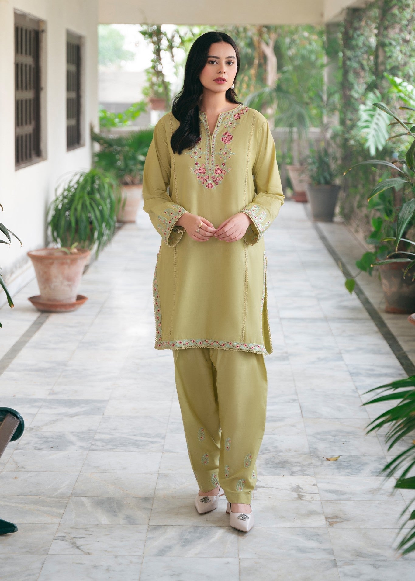 Mannat Eira Women 2pcs