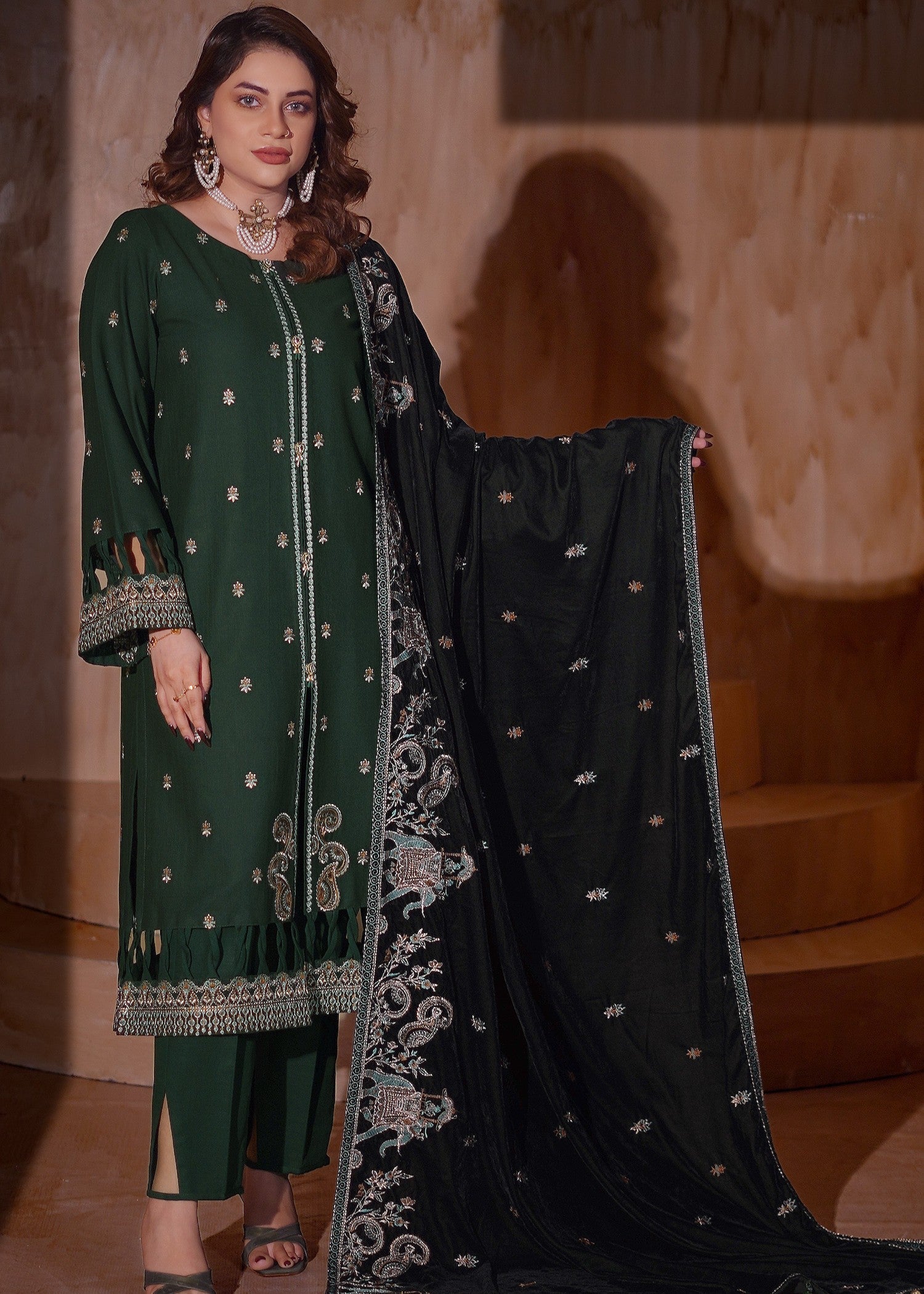 Aayra Forest Noir Women 3pcs
