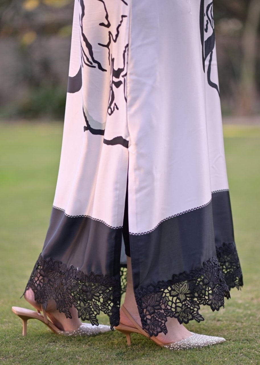 Mahnoor Azher Noir Bloom | MA 43 Women 2pcs