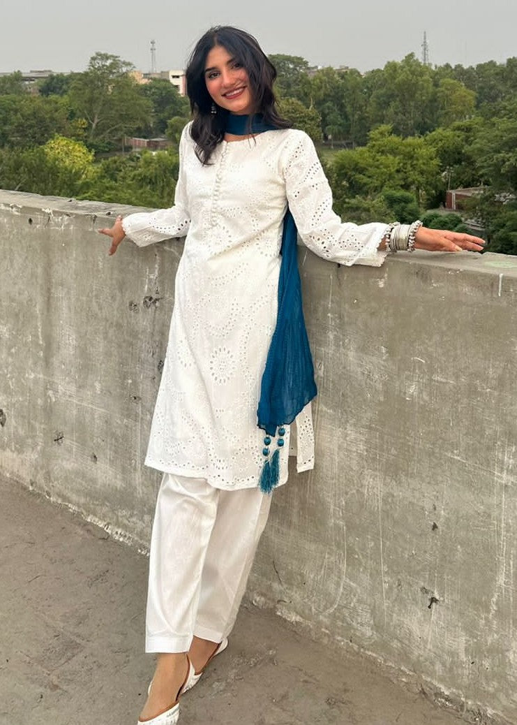 Fashion Trends 4 U Chicken kari Kurta Set Women 3pcs