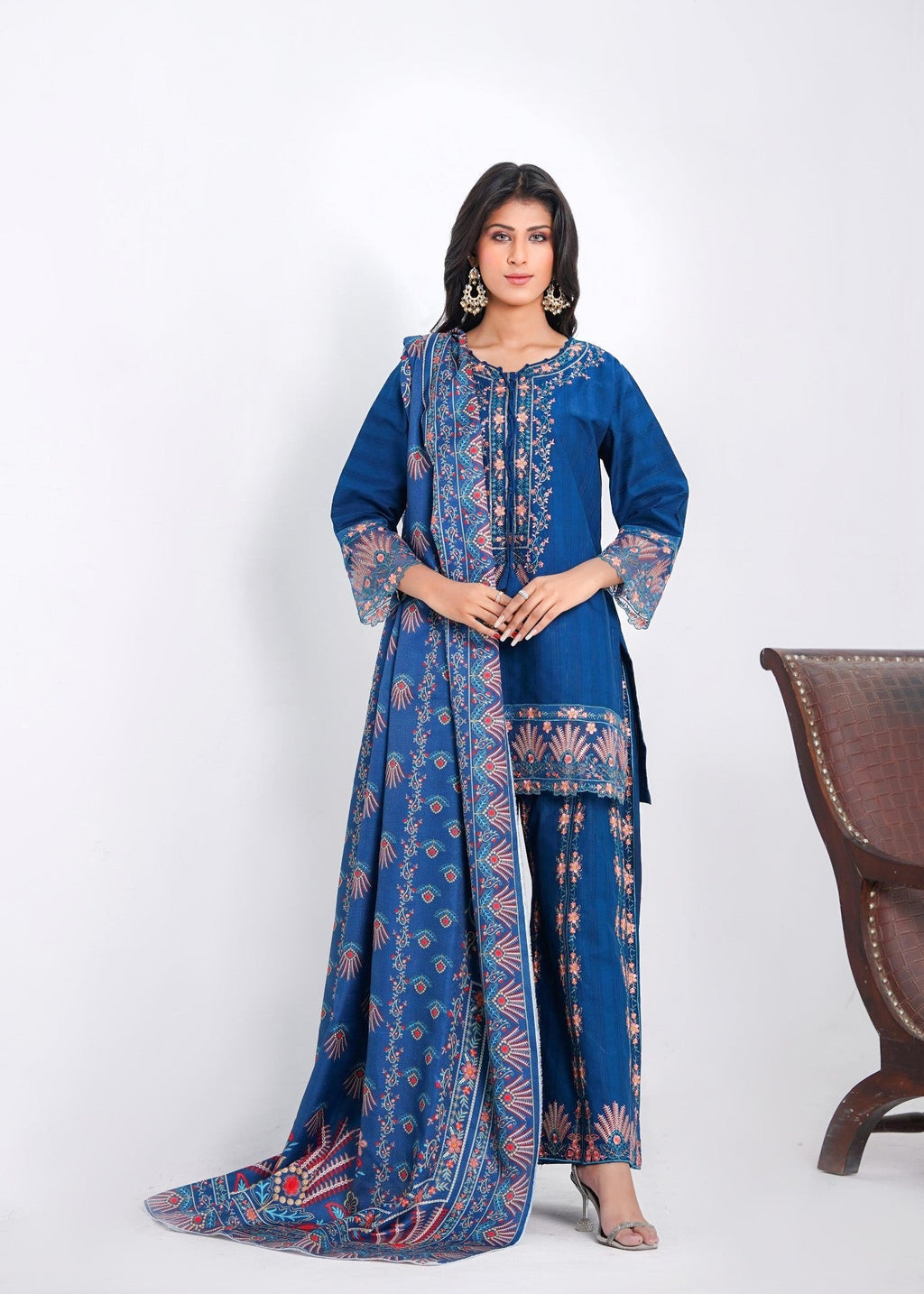 Fatima Noor’s Bi 006 2 Women 3pcs