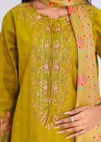 Fatima Noor’s Bi 006 3 Women 3pcs