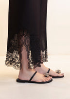 Cinq Apparel Chopped Pants D 9242 Black Women 1pcs