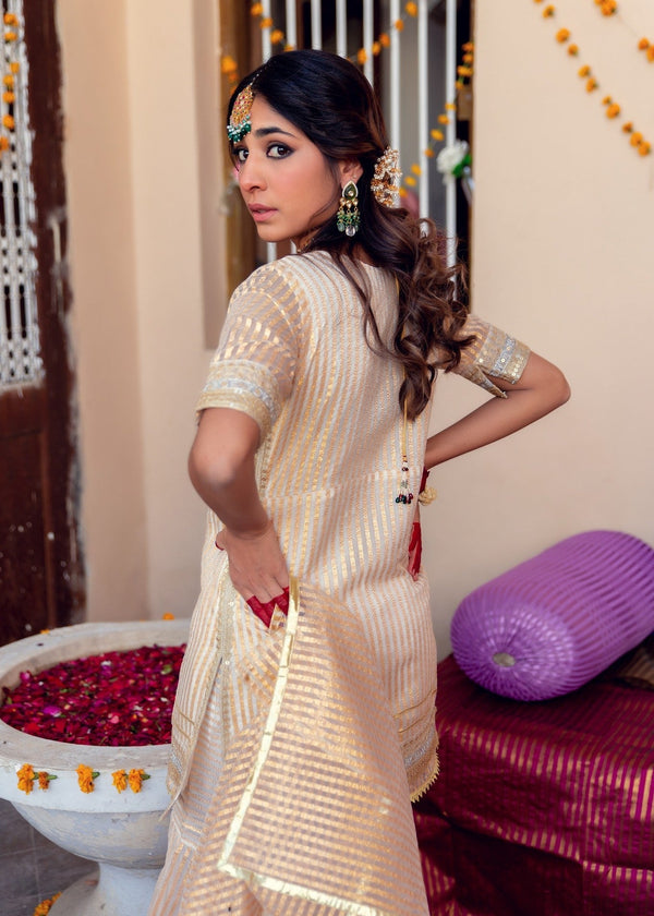 Anum Jung EMB 275 Women 4pcs
