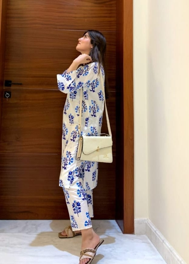 Gulposh Kanwal (Stitched ) White Women 2pcs