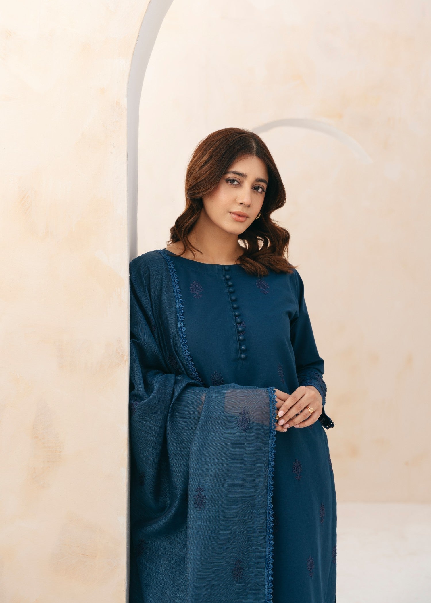 Arsh Apparel RAYA Women 3pcs