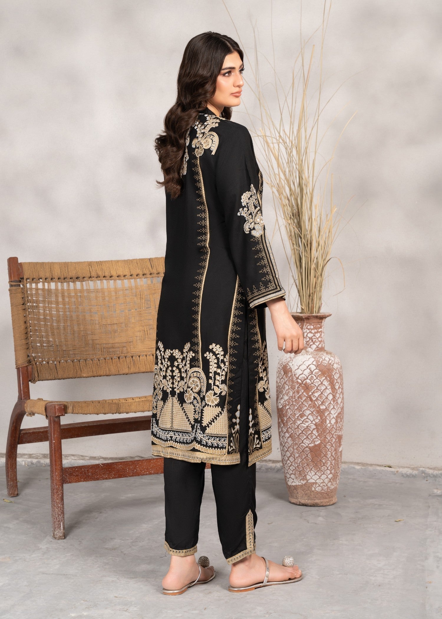 Hoorwani Cottage (Black) Women 2pcs