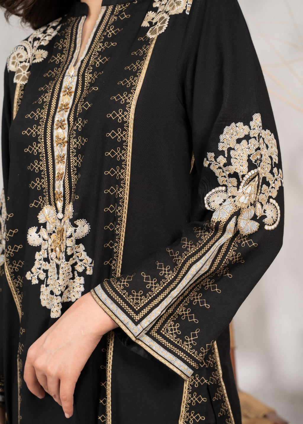 Hoorwani Cottage (Black) Women 2pcs