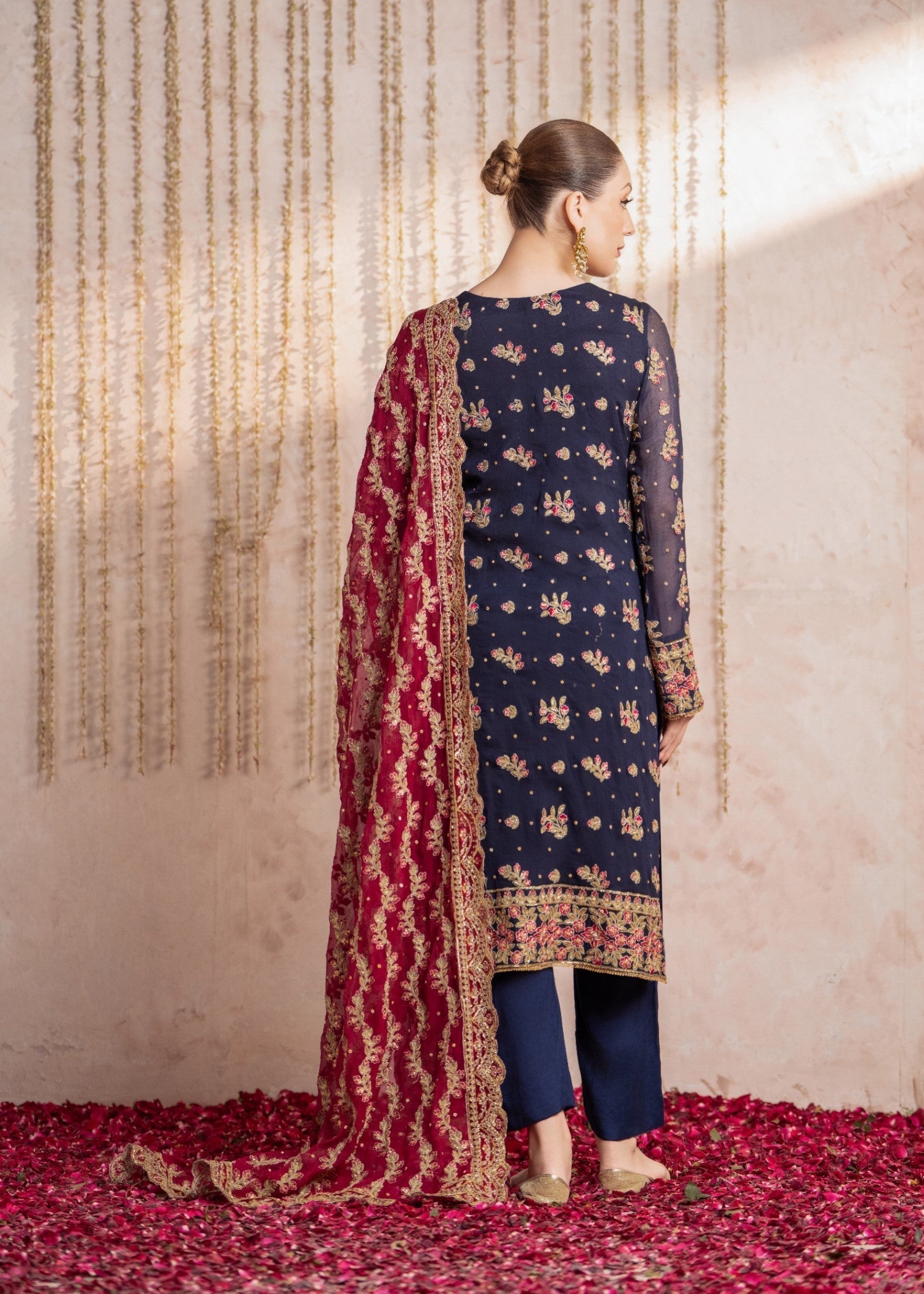 Meeral Luxe Mushk Women 3pcs