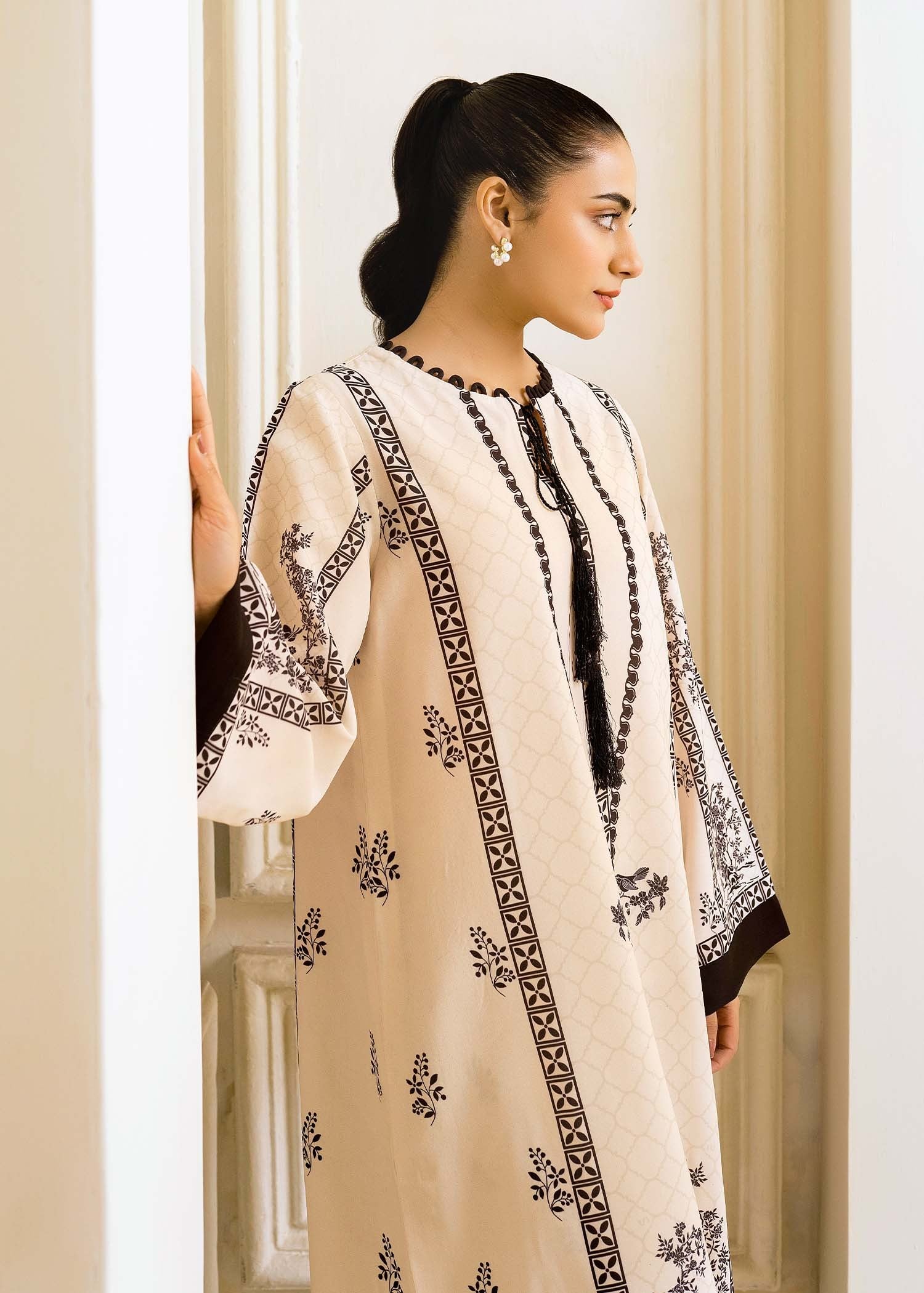 Allure By Ih SABLE Women 2pcs