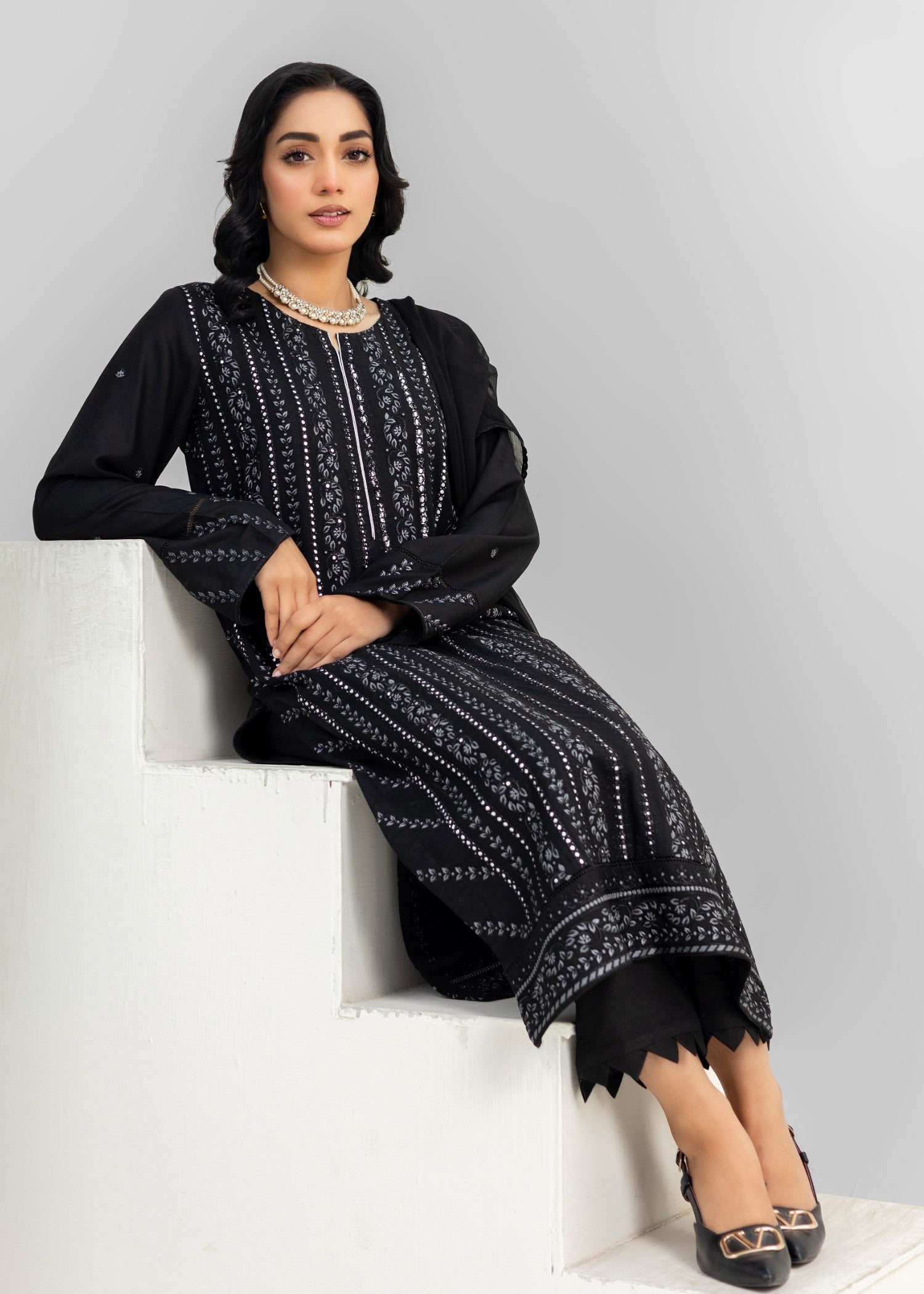 Style Saga 2221 Black Women 3pcs